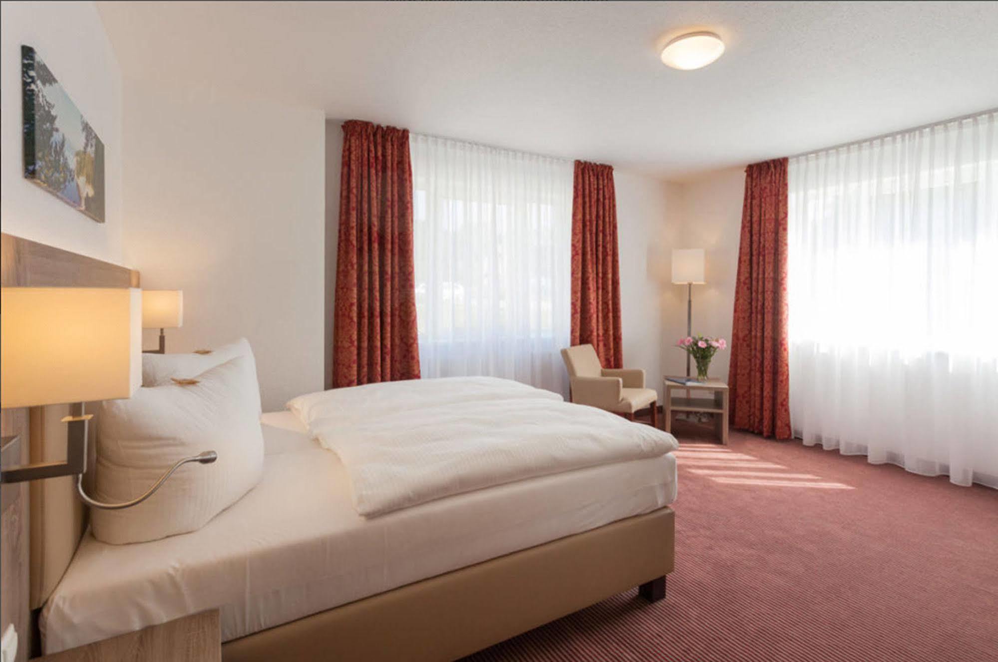Hotel Meerzeit בינץ מראה חיצוני תמונה